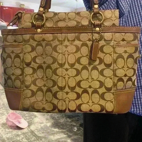 Coach  purse - Picture 11 of 11